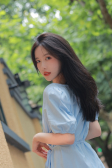 洛奇英雄传女妖爆衣