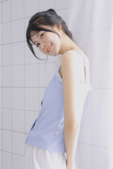 美女自慰